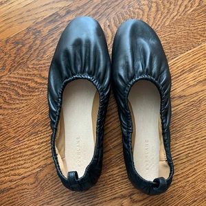 Everlane scrunch flat-great condition!